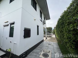 For sale 3 bedrooms house in Khlong Sam Wa, Bangkok