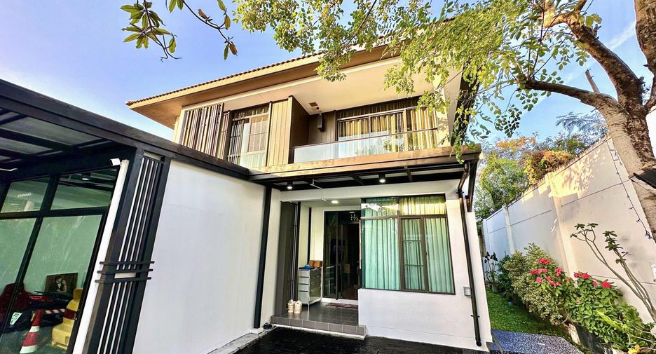 For sale 3 bedrooms house in Bang Phli, Samut Prakan