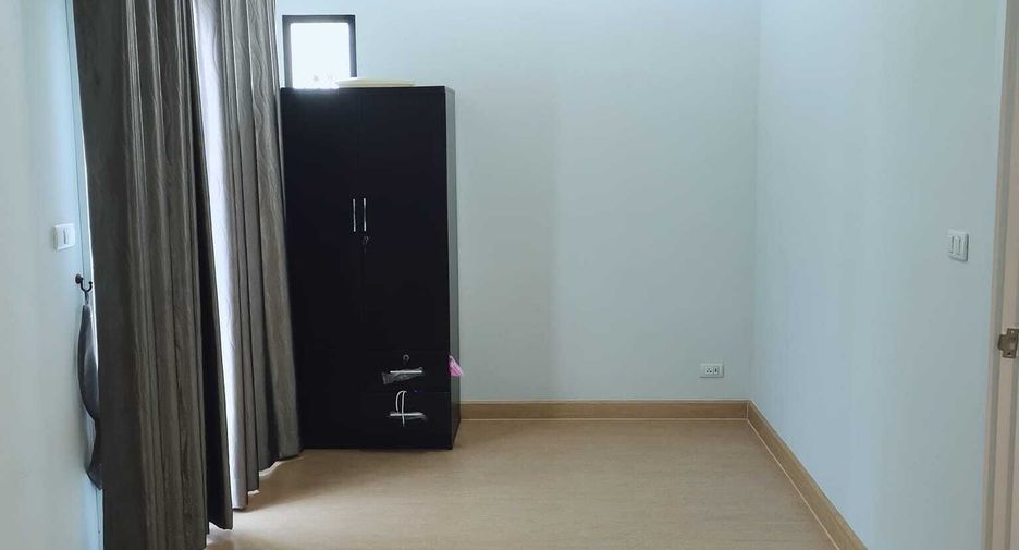 For sale 3 bedrooms townhouse in Bang Phli, Samut Prakan