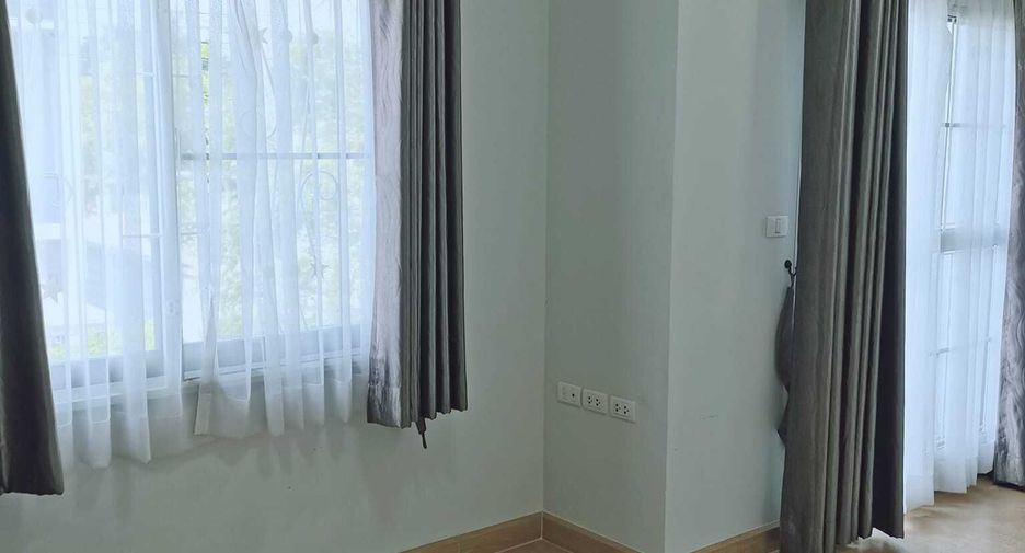 For sale 3 bedrooms townhouse in Bang Phli, Samut Prakan