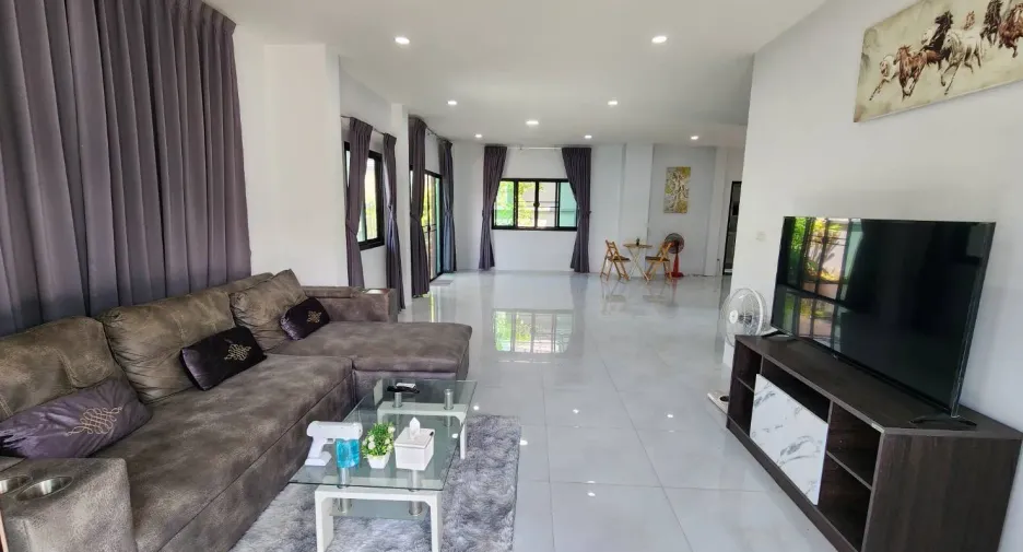 For sale 4 bedrooms house in Nong Khae, Saraburi
