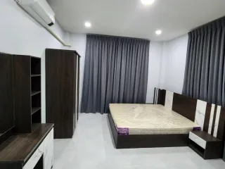 For sale 4 bedrooms house in Nong Khae, Saraburi