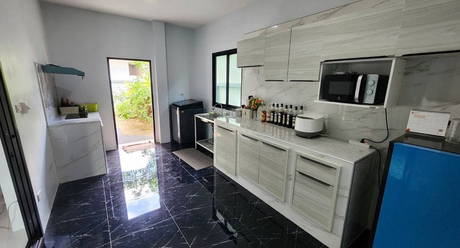 For sale 4 bedrooms house in Nong Khae, Saraburi