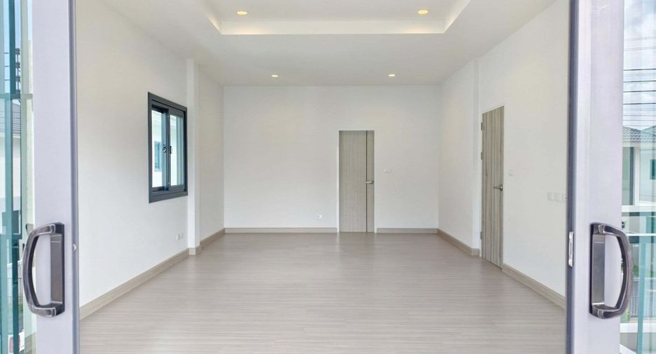 Casa en venta de 4 habitaciones en Thalang, Phuket