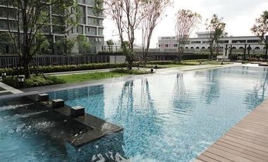 À vendre 2 chambres condo à Phra Khanong, Bangkok