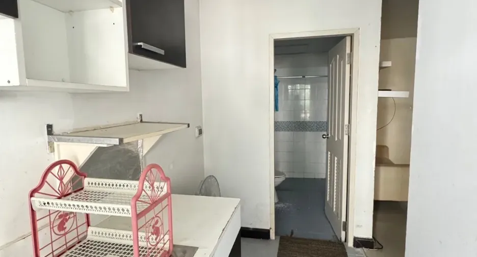 For sale 1 bed condo in Lam Luk Ka, Pathum Thani