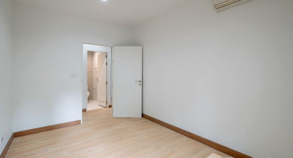 Продажа 2 спальни кондо в Кхлонг Тоеи, Бангкок