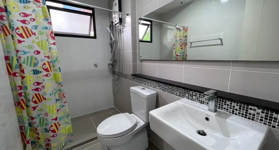 For sale 6 bedrooms house in Khan Na Yao, Bangkok