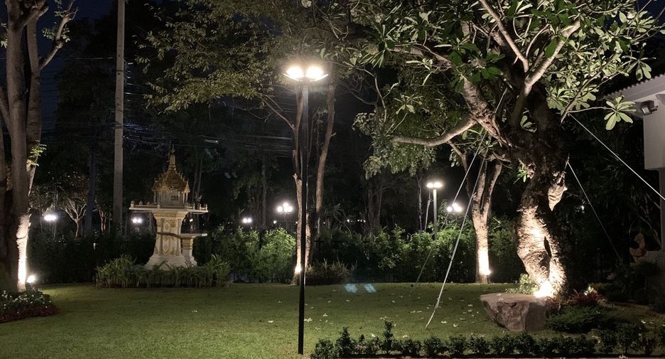 出售 5 卧室 独立屋 在 Bang Yai, Nonthaburi