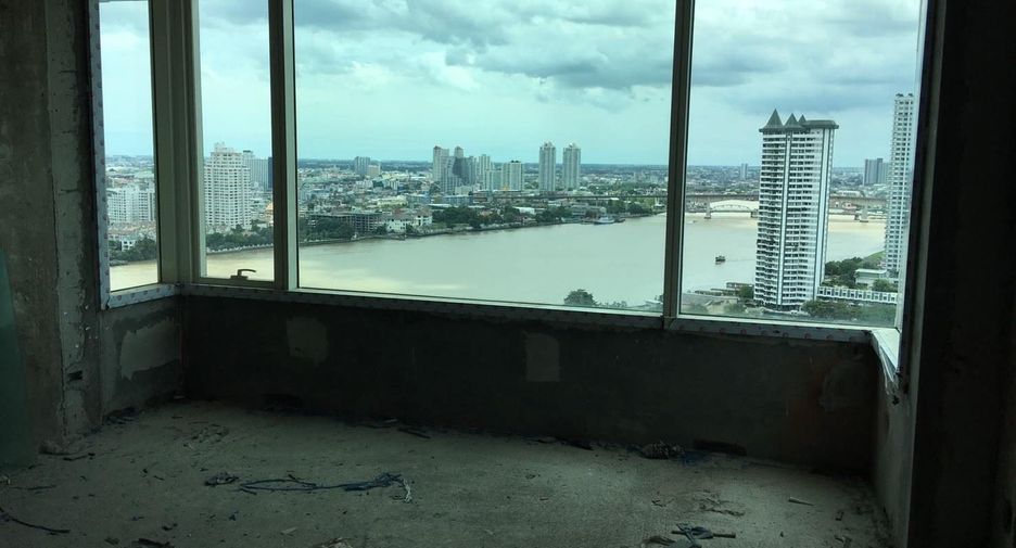 For sale 4 bedrooms condo in Bang Kho Laem, Bangkok