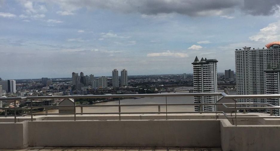 For sale 4 bedrooms condo in Bang Kho Laem, Bangkok