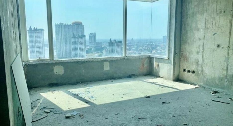 For sale 4 bedrooms condo in Bang Kho Laem, Bangkok