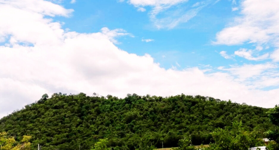 For sale 2 bedrooms house in Huai Krachao, Kanchanaburi