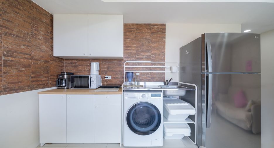 For sale 2 ベッドルーム condo in Mueang Phuket, Phuket