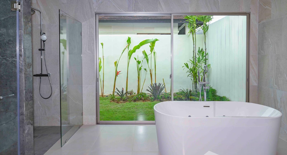 For rent 4 bedrooms villa in Thalang, Phuket