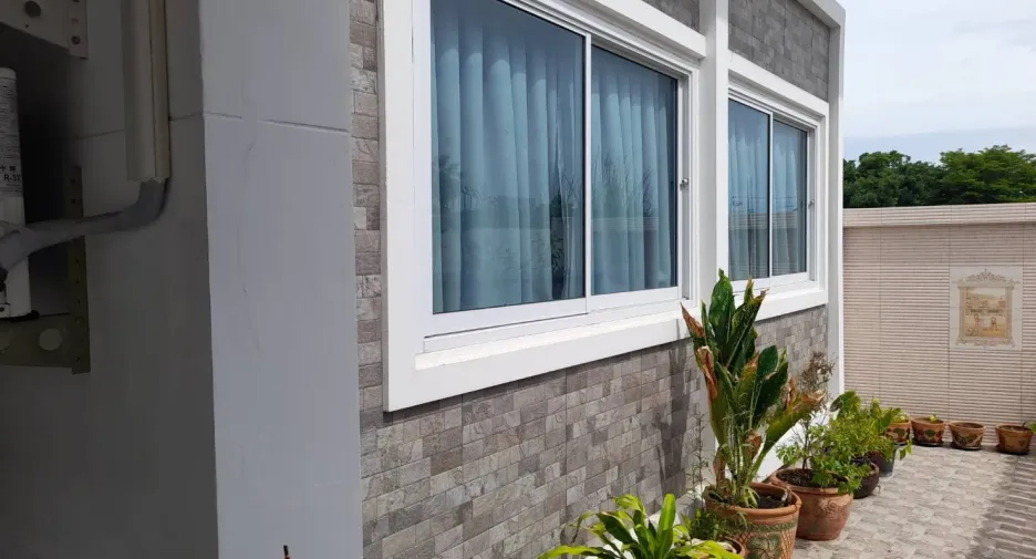 For sale 2 ベッドルーム townhouse in Mueang Chon Buri, Chonburi