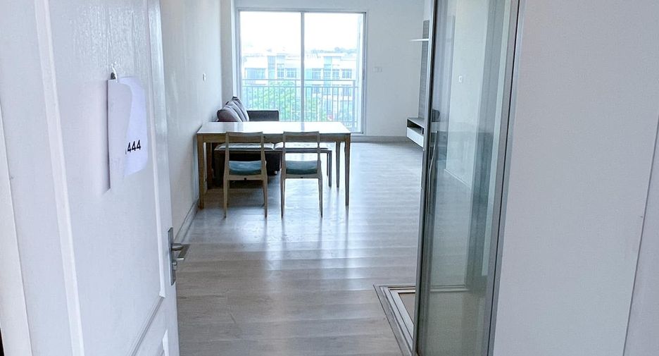 For sale 2 bedrooms condo in Khan Na Yao, Bangkok