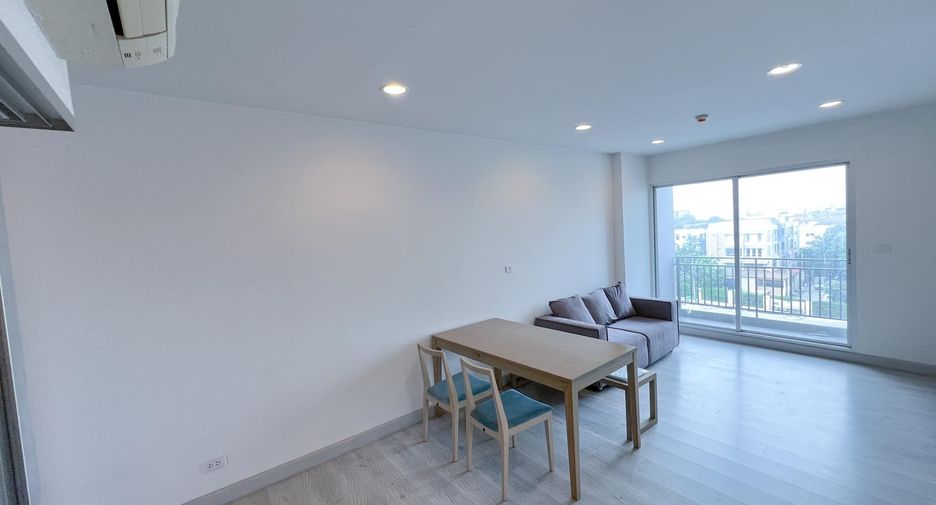 For sale 2 bedrooms condo in Khan Na Yao, Bangkok