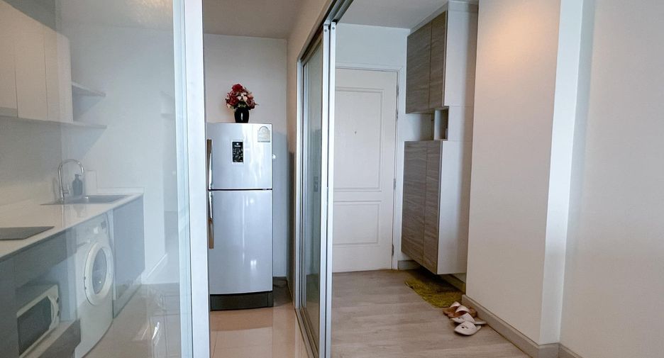 For sale 2 bedrooms condo in Khan Na Yao, Bangkok