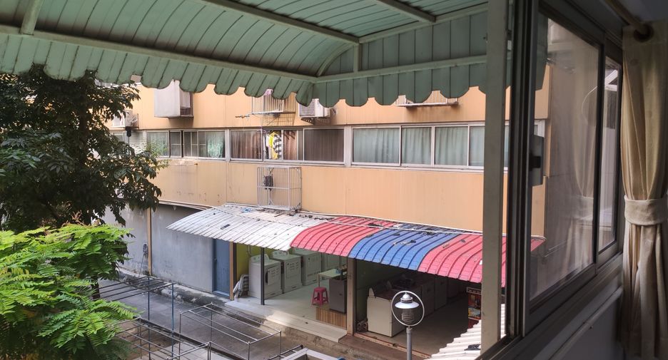 For rent 2 bedrooms condo in Pak Kret, Nonthaburi