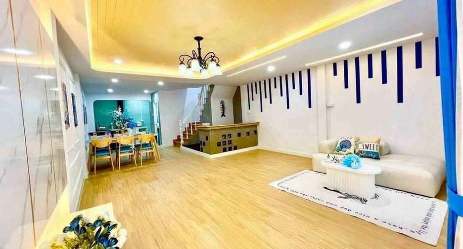 For sale 3 bedrooms house in Khlong Sam Wa, Bangkok