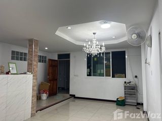 À vendre 5 chambres maison à Bang Khen, Bangkok