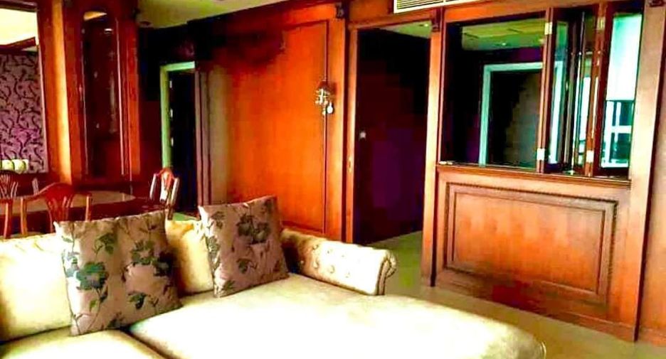 For sale 3 bedrooms condo in Bang Kho Laem, Bangkok