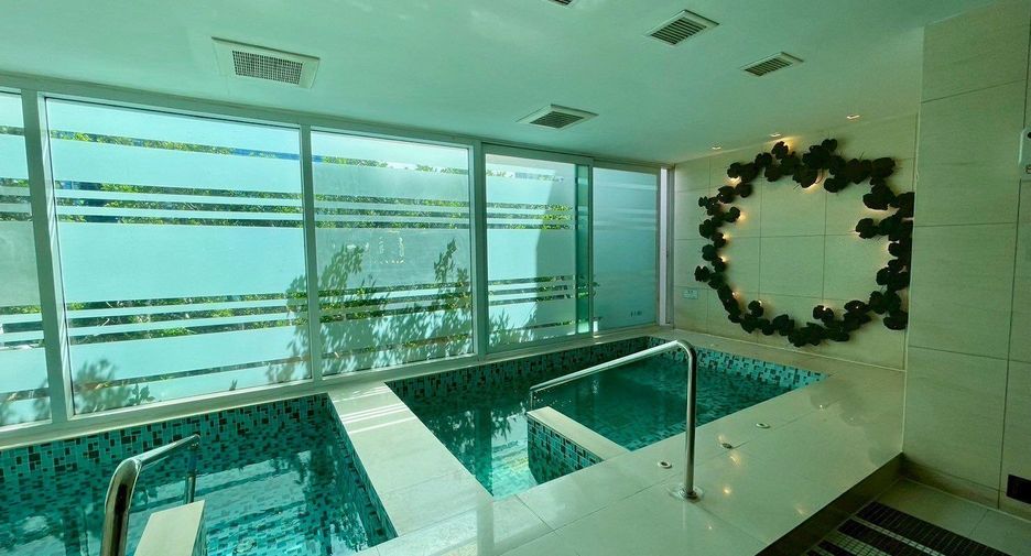 For sale and for rent 1 bed condo in Watthana, Bangkok