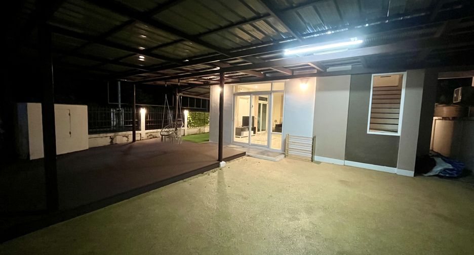 For rent 3 bedrooms house in Mueang Phuket, Phuket