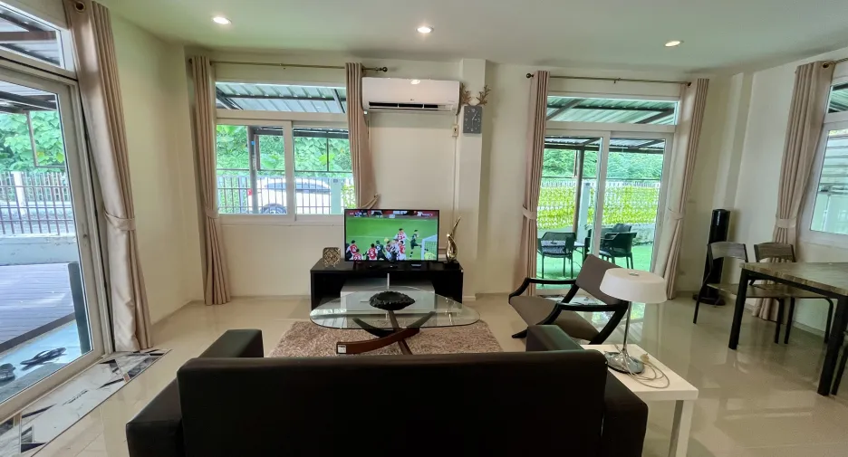 For rent 3 bedrooms house in Mueang Phuket, Phuket
