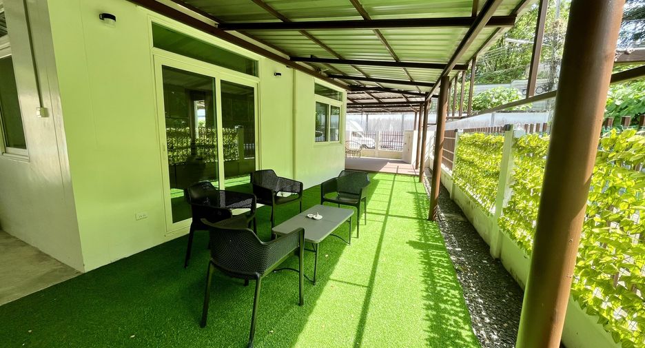 For rent 3 bedrooms house in Mueang Phuket, Phuket