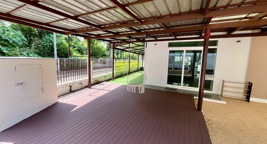 For rent 3 bedrooms house in Mueang Phuket, Phuket