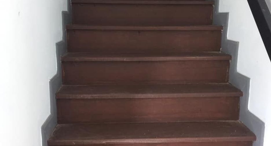 Продажа 3 спальни таунхаус в Mueang Sisaket, Sisaket