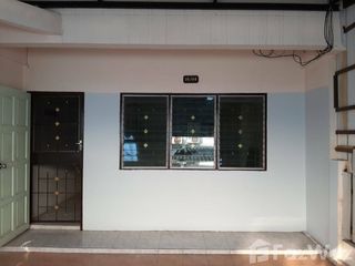 For rent 2 bedrooms townhouse in Bang Bua Thong, Nonthaburi