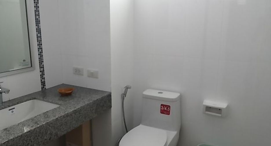 For sale 2 bedrooms condo in Mueang Rayong, Rayong
