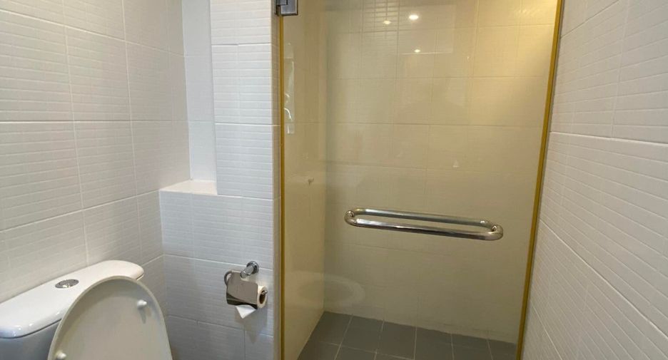 For sale 1 bed condo in Lat Phrao, Bangkok