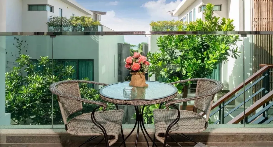 For rent 5 bedrooms villa in Mueang Phuket, Phuket
