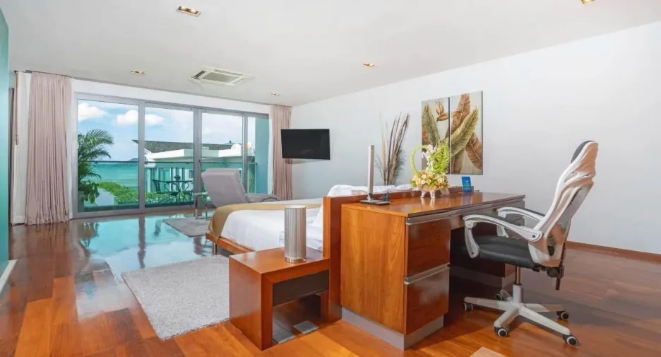 For rent 5 bedrooms villa in Mueang Phuket, Phuket