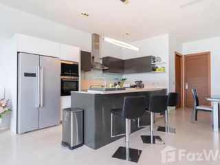For rent 5 bedrooms villa in Mueang Phuket, Phuket