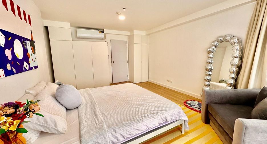 For sale 1 bed condo in Watthana, Bangkok