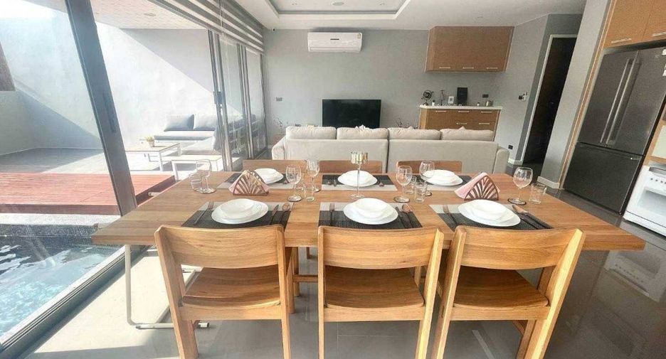 For rent 3 bedrooms villa in Mueang Phuket, Phuket