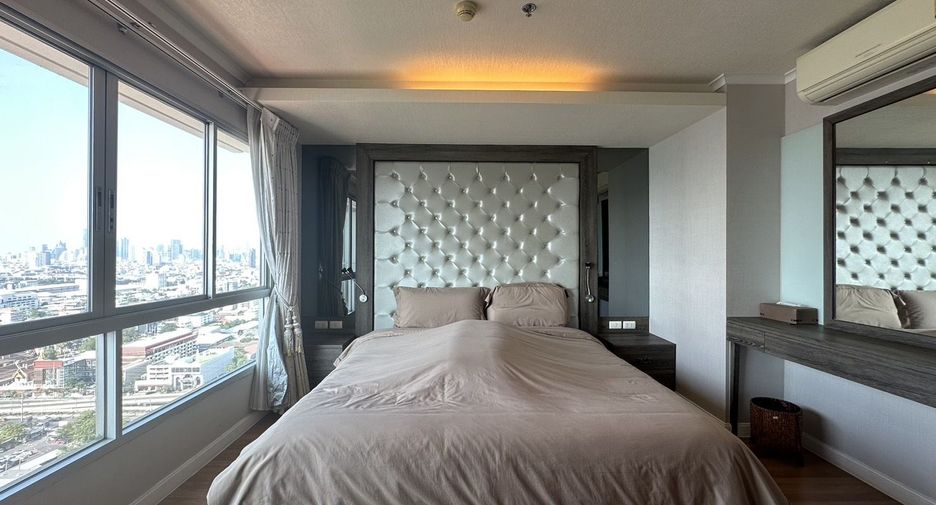 For sale and for rent 3 bedrooms condo in Yan Nawa, Bangkok