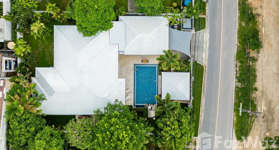 For rent 5 bedrooms villa in Thalang, Phuket