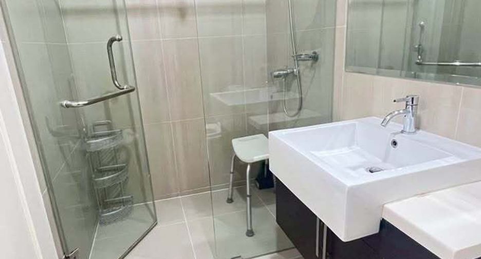 For sale 1 bed condo in Watthana, Bangkok