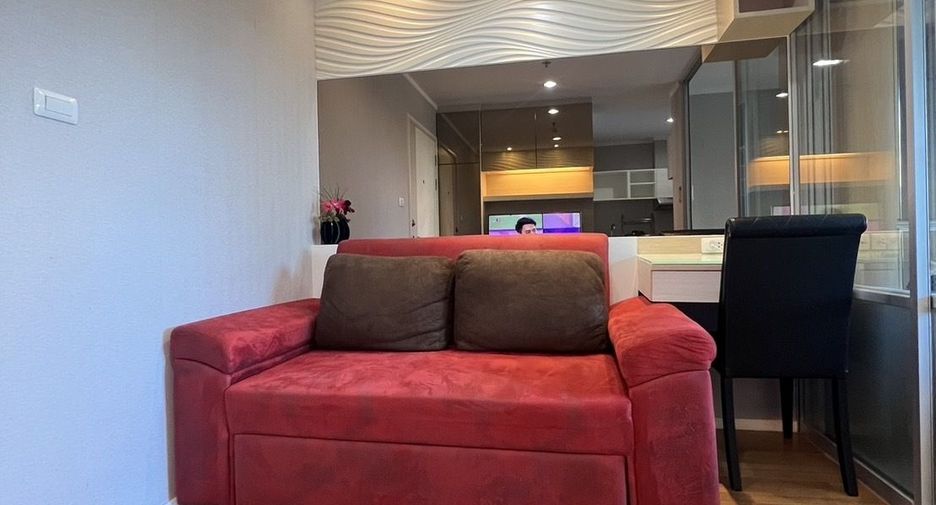 For sale 1 bed condo in Mueang Udon Thani, Udon Thani
