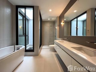 For sale 5 bedrooms house in Lat Phrao, Bangkok