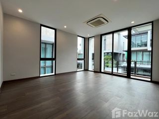 For sale 5 bedrooms house in Lat Phrao, Bangkok
