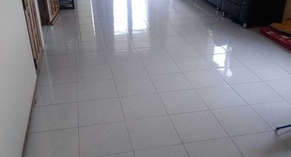 Haus zum Kauf mit 2 Zimmer in Mae Ramat, Tak