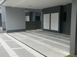 Casa en venta de 4 habitaciones en Bang Kapi, Bangkok