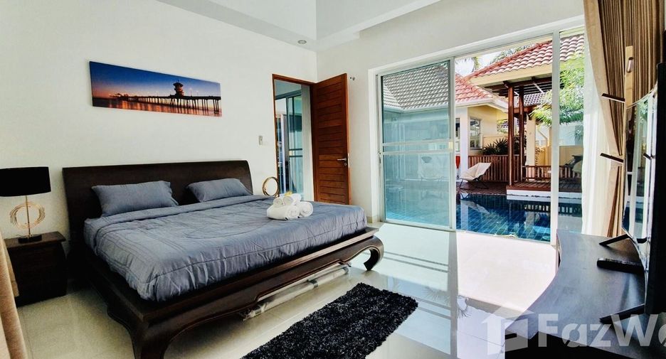 À louer 3 chambres villa à Mueang Phuket, Phuket